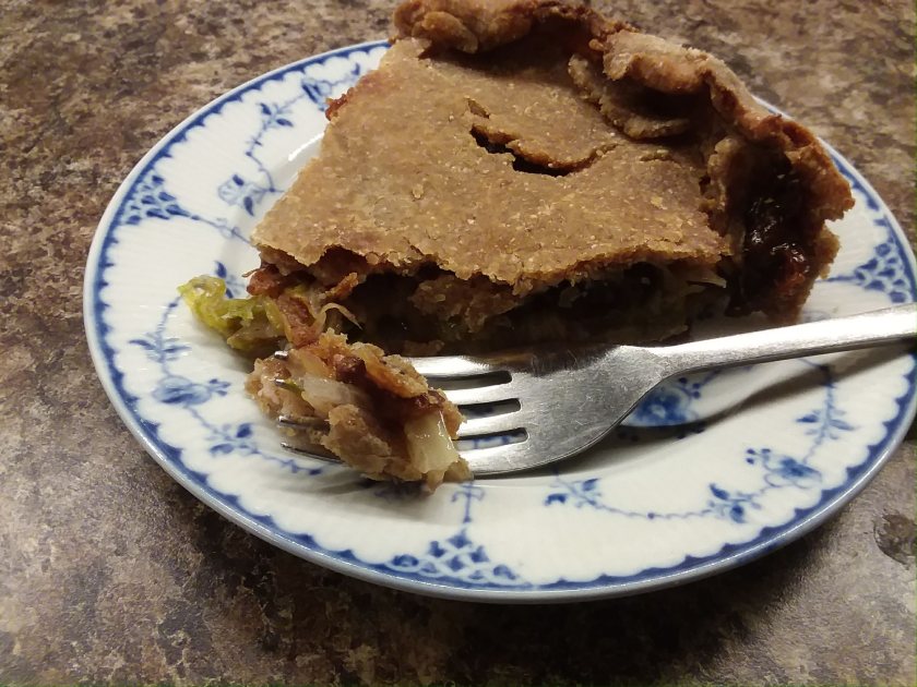lettuce pie slice